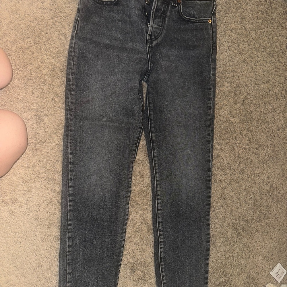 Levi's Women's Dark Gray Skinny Jeans